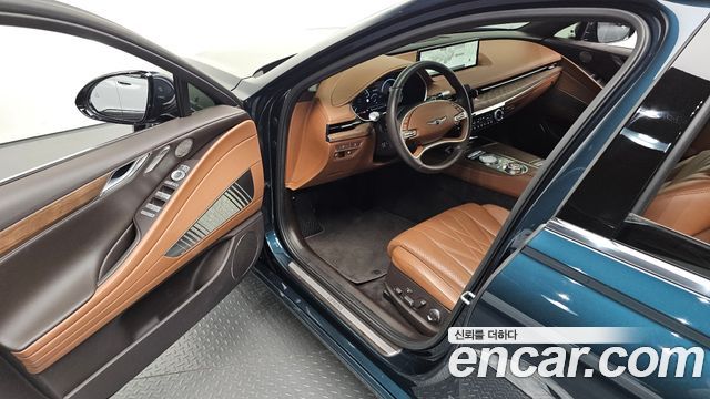 Genesis G80 2022 — photo 15
