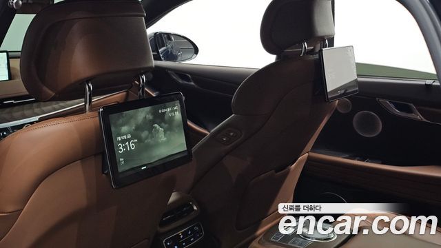 Genesis G80 2022 — photo 25