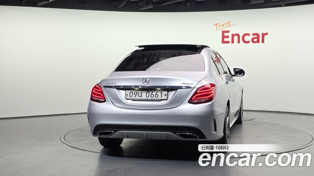 Mercedes-Benz C-Class 2016 — photo 4
