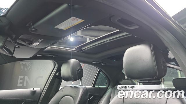 Mercedes-Benz C-Class 2016 — photo 15