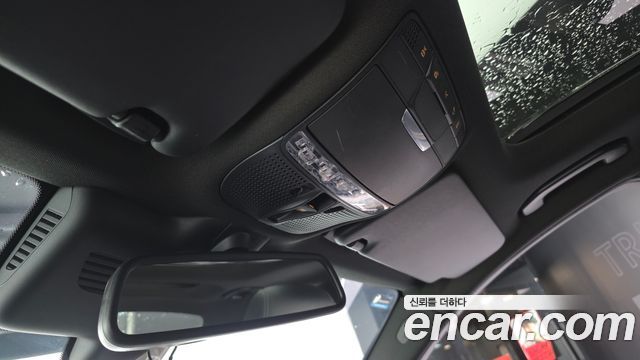 Mercedes-Benz C-Class 2016 — photo 19