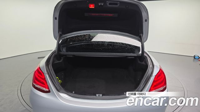 Mercedes-Benz C-Class 2016 — photo 20