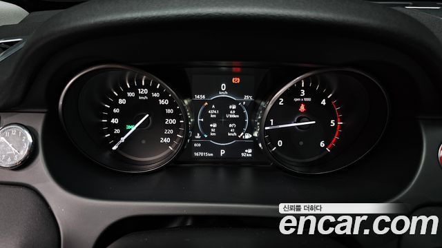 Land Rover Discovery Sport 2017 — photo 8