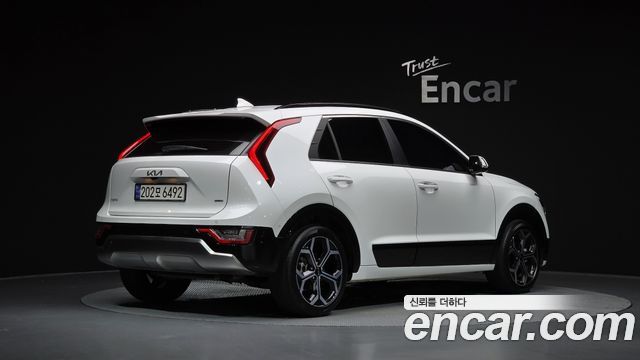 Kia Niro 2024 — photo 2