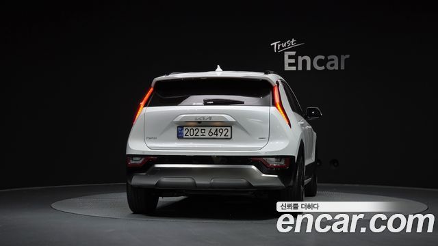 Kia Niro 2024 — photo 4