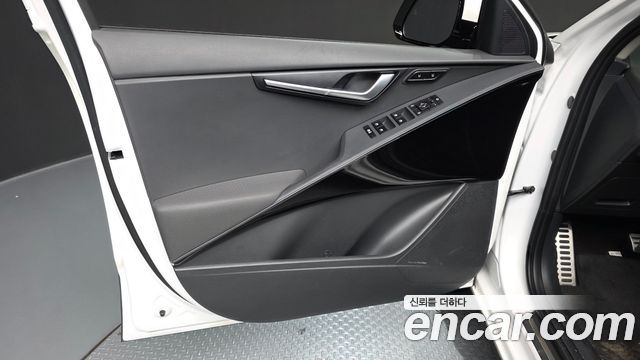 Kia Niro 2024 — photo 14