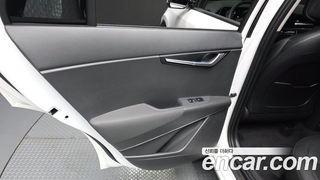 Kia Niro 2024 — photo 15