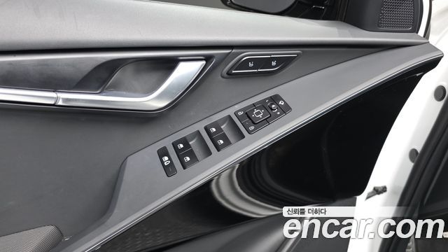 Kia Niro 2024 — photo 32