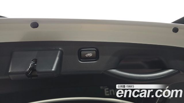 Kia Niro 2024 — photo 35