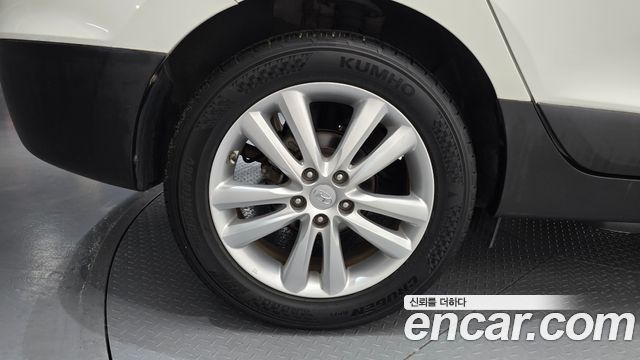 Hyundai Tucson 2011 — photo 5