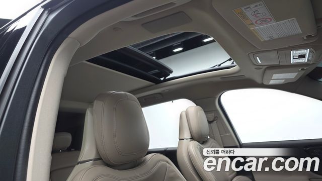 Lincoln Aviator 2022 — photo 22