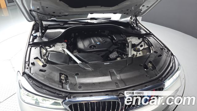 BMW Gran Turismo 2019 — photo 6
