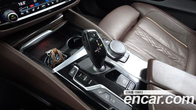 BMW Gran Turismo 2019 — photo 12