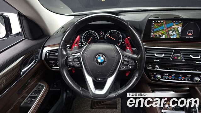BMW Gran Turismo 2019 — photo 19