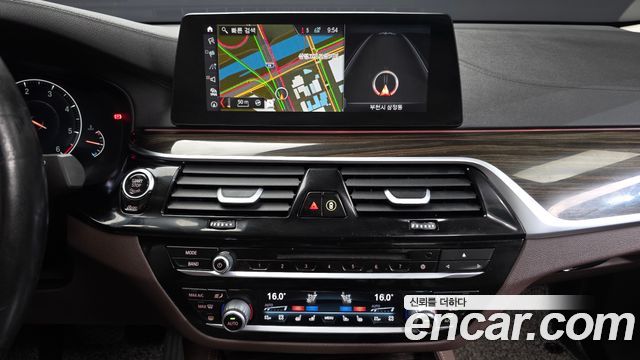 BMW Gran Turismo 2019 — photo 20