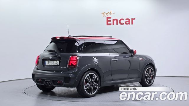 Mini Cooper 2020 — photo 2