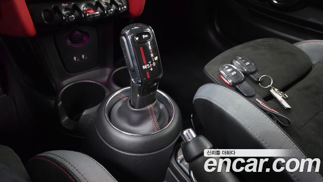 Mini Cooper 2020 — photo 12