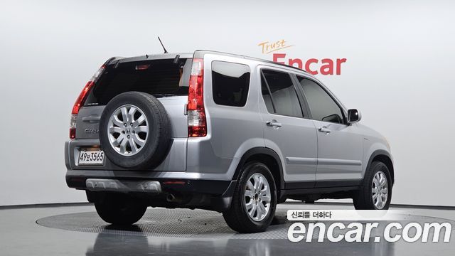 Honda CR-V 2005 — photo 2