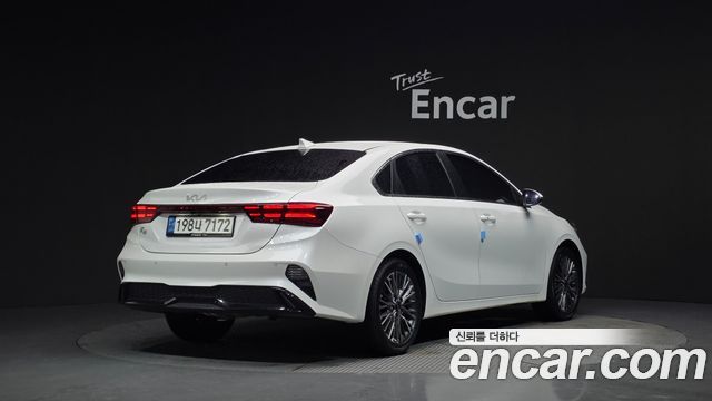 Kia K3 2022 — photo 2
