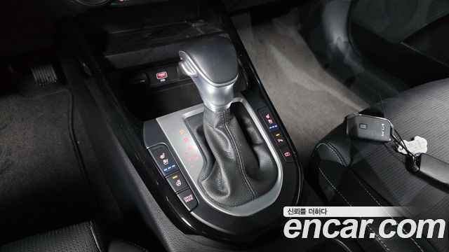 Kia K3 2022 — photo 12