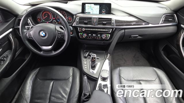 BMW 4-Series 2018 — photo 10