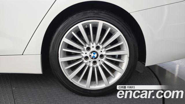 BMW 4-Series 2018 — photo 7