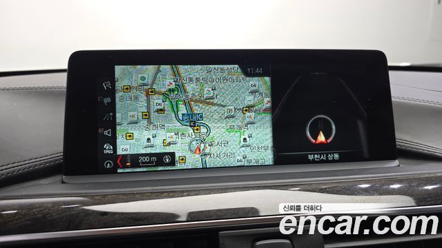BMW 4-Series 2018 — photo 32