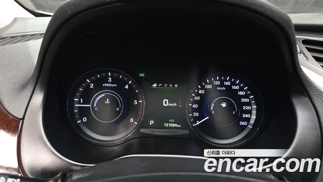 Hyundai Grandeur 2017 — photo 8