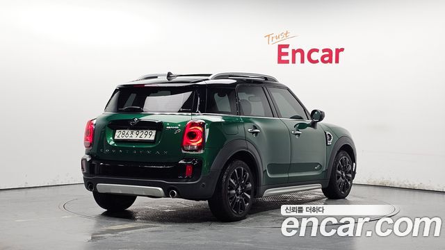Mini Countryman 2020 — photo 2