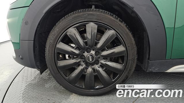 Mini Countryman 2020 — photo 5