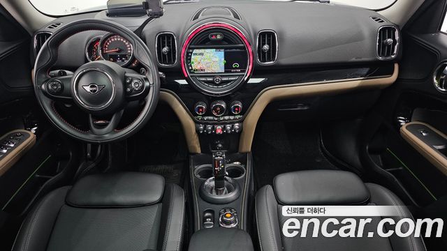 Mini Countryman 2020 — photo 10