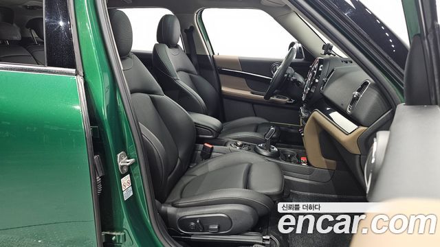 Mini Countryman 2020 — photo 13