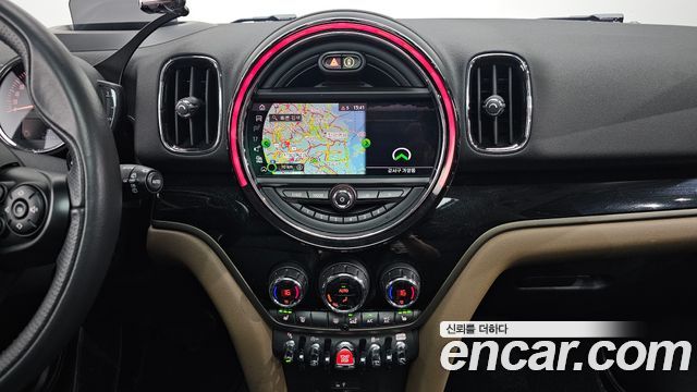 Mini Countryman 2020 — photo 20