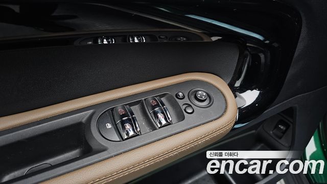 Mini Countryman 2020 — photo 29