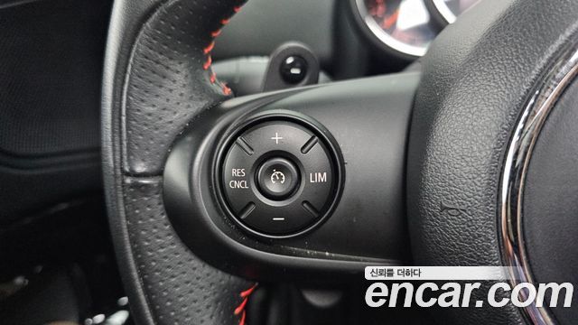 Mini Countryman 2020 — photo 30