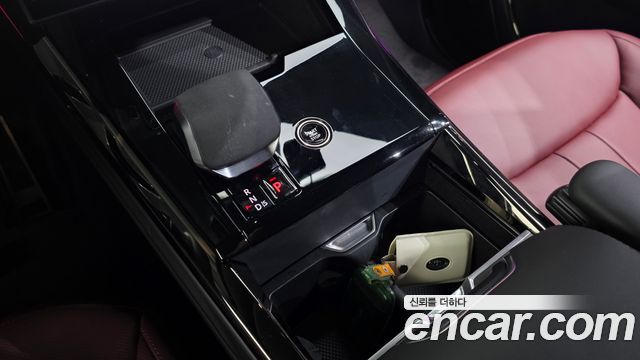 Land Rover Range Rover Sport 2025 — photo 9