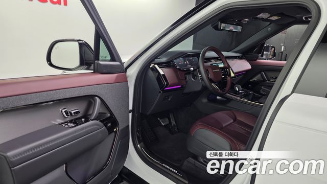 Land Rover Range Rover Sport 2025 — photo 10