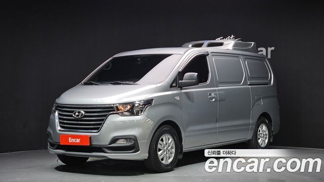 Hyundai Starex 2020 — photo 1