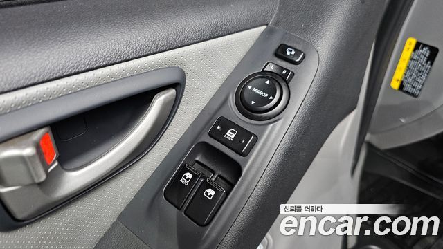 Hyundai Starex 2020 — photo 18