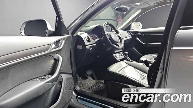 Audi Q3 2015 — photo 10