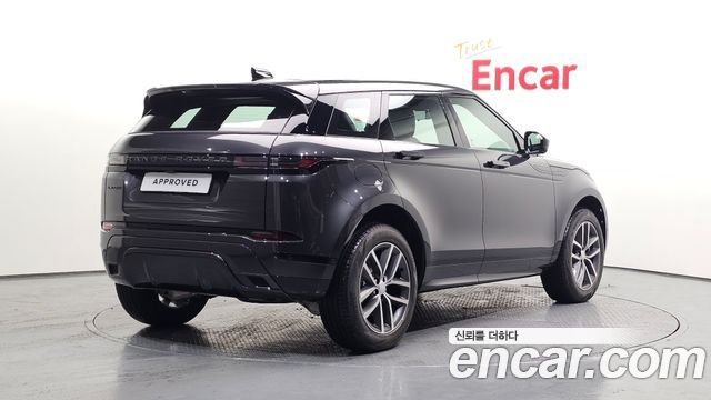Land Rover Range Rover Evoque 2026 — photo 2