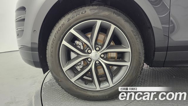 Land Rover Range Rover Evoque 2026 — photo 8