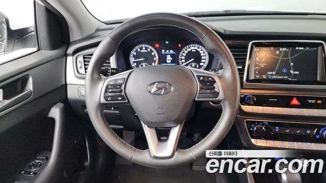 Hyundai Sonata 2019 — photo 19