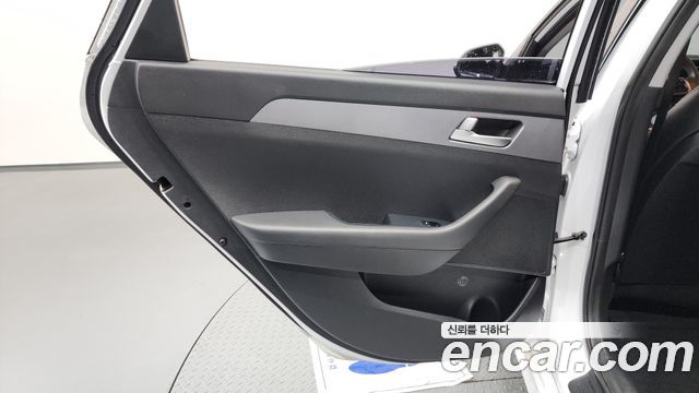 Hyundai Sonata 2019 — photo 15