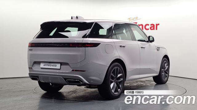 Land Rover Range Rover Sport 2026 — photo 2