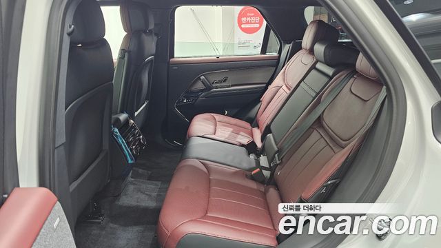 Land Rover Range Rover Sport 2026 — photo 4