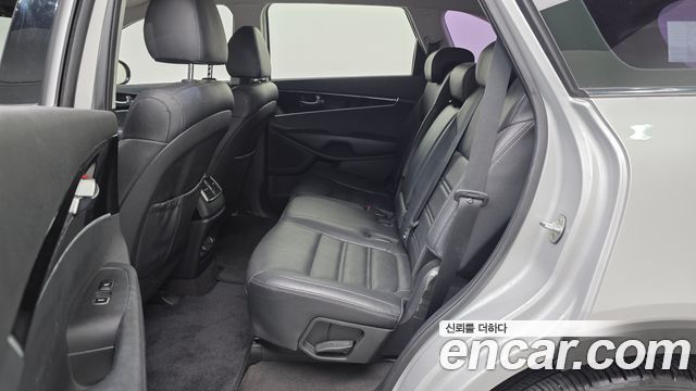 Kia Sorento 2018 — photo 18