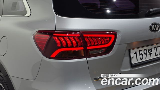 Kia Sorento 2018 — photo 9