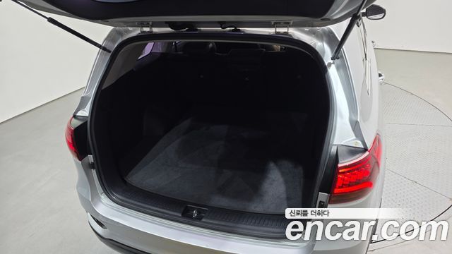 Kia Sorento 2018 — photo 30