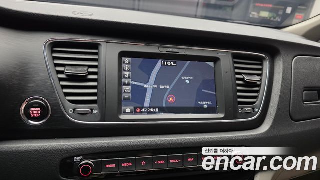 Kia Canival 2019 — photo 14